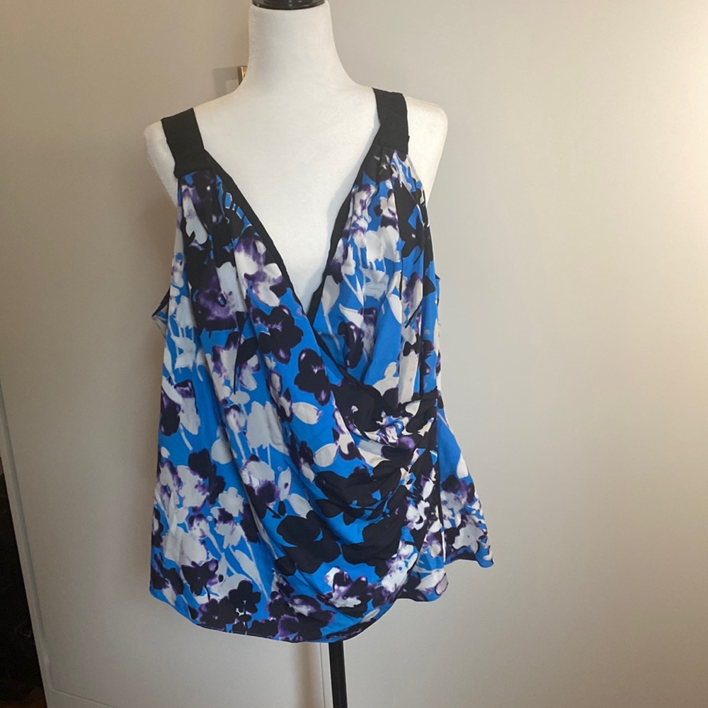 Tahari blouse